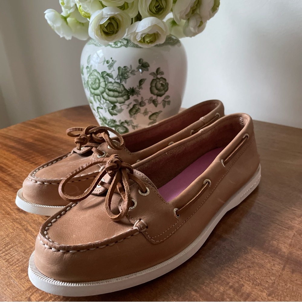 Sperry Top-Sider Audrey 2-Eye Boat Shoe, Tan, 7.5